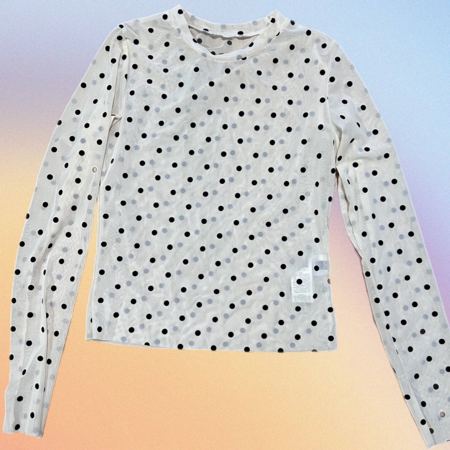 Blusetta tulle pois