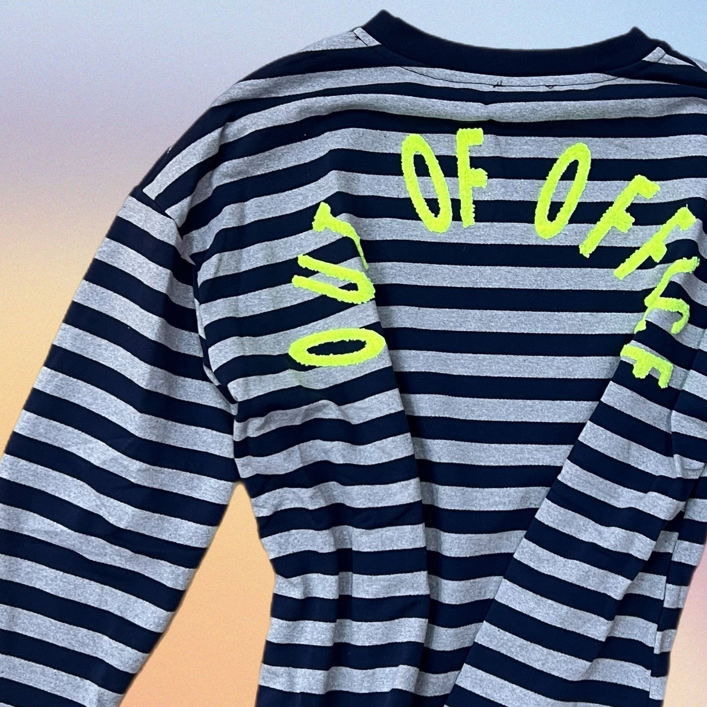 Felpa OUT of OFFICE blu/grigio