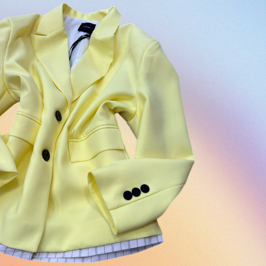 Blazer Titty